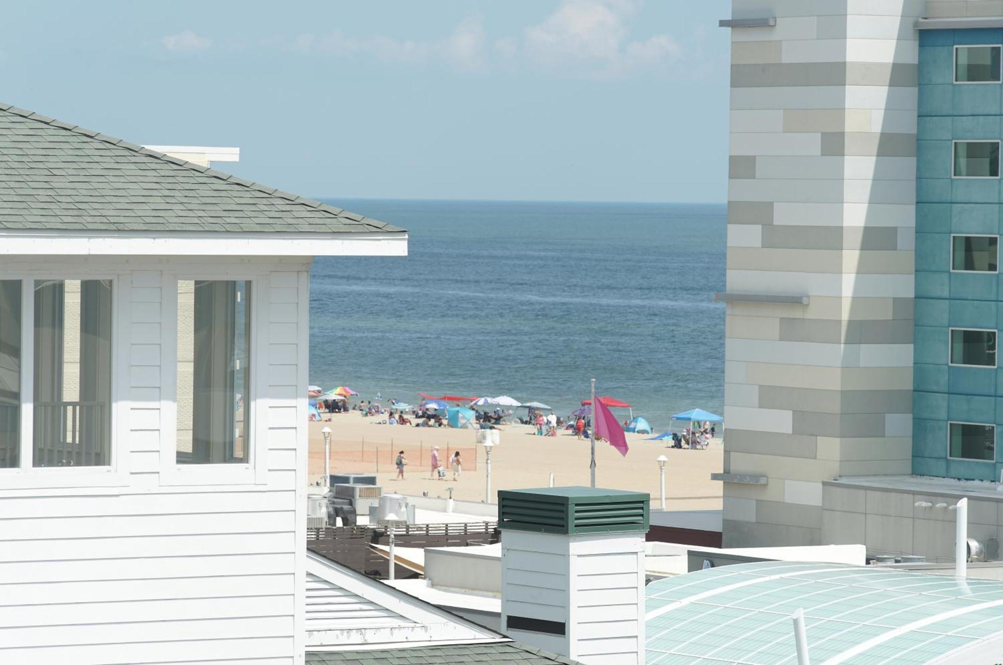 Howard Johnson By Wyndham Virginia Beach At The Beach Zewnętrze zdjęcie